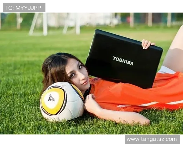 文案足球明星与足球宝贝的魅力碰撞展现精彩瞬间与激情时刻 文案足球明星与足球宝贝的魅力碰撞展现精彩瞬间与激情时刻